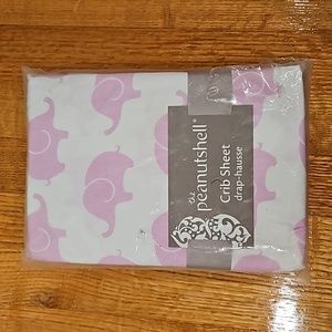 Peanutshell Crib Sheet - pink elephants